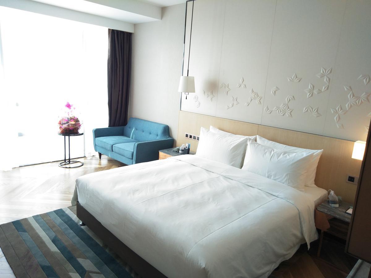 Brandi Hotel Foshan Buitenkant foto