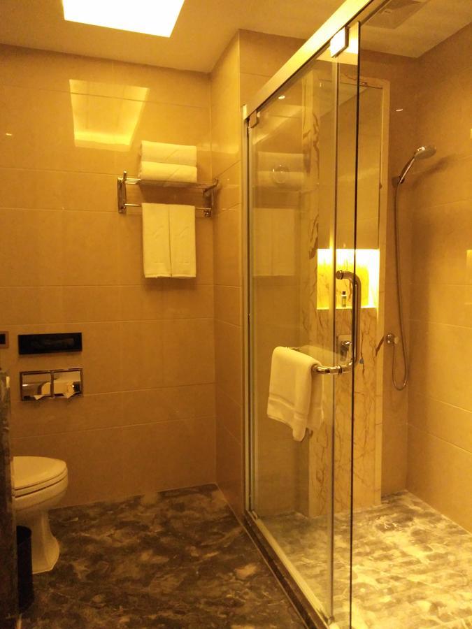 Brandi Hotel Foshan Buitenkant foto