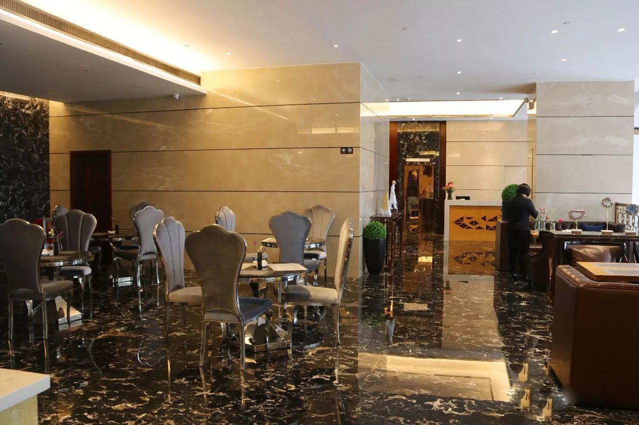 Brandi Hotel Foshan Buitenkant foto