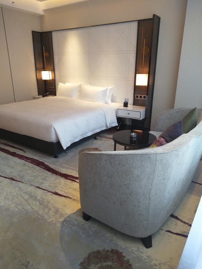 Brandi Hotel Foshan Buitenkant foto